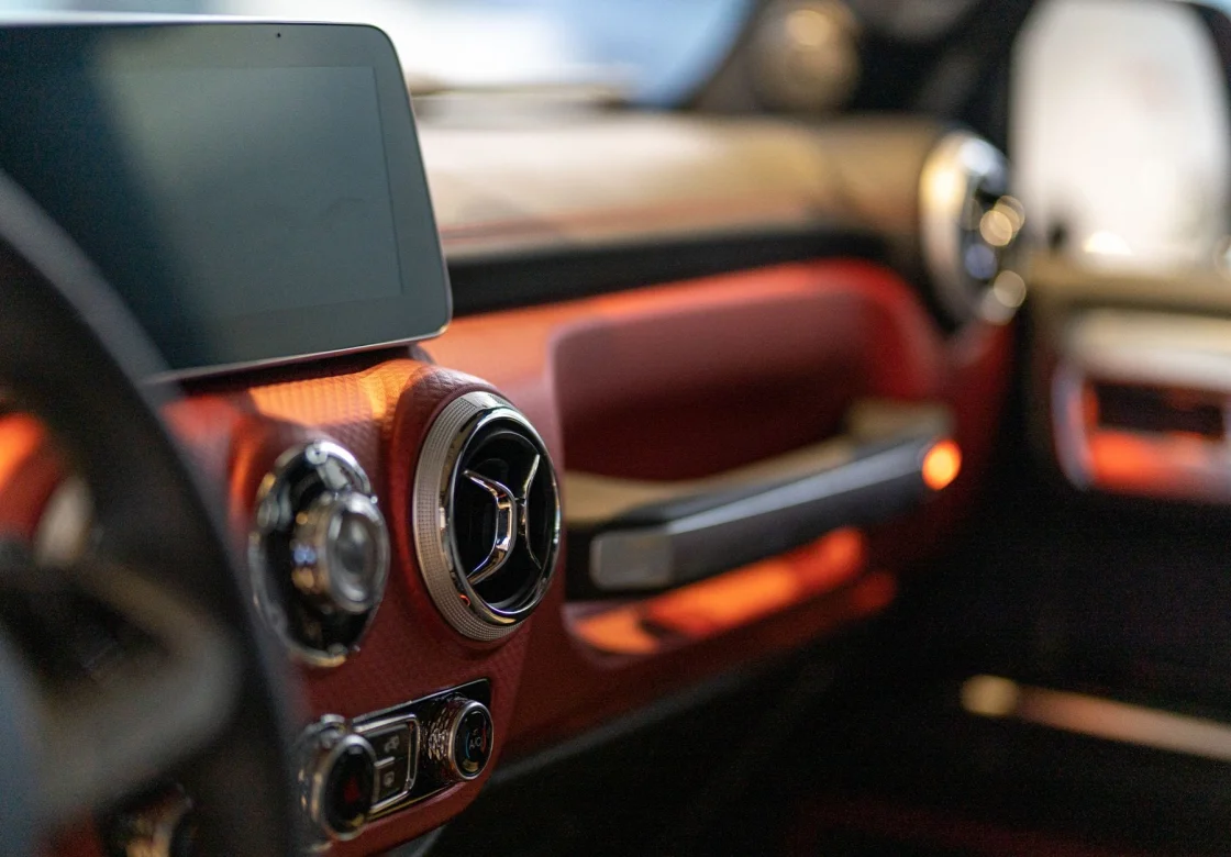 Premium otomobilde konforlu iç mekân detayları